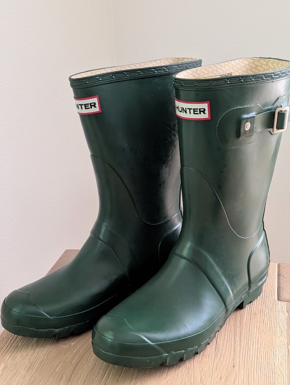 Hunter Original Rubber Shiny Mid-Calf Rain Boots In Forest Green - 9 - Picture 4 of 12